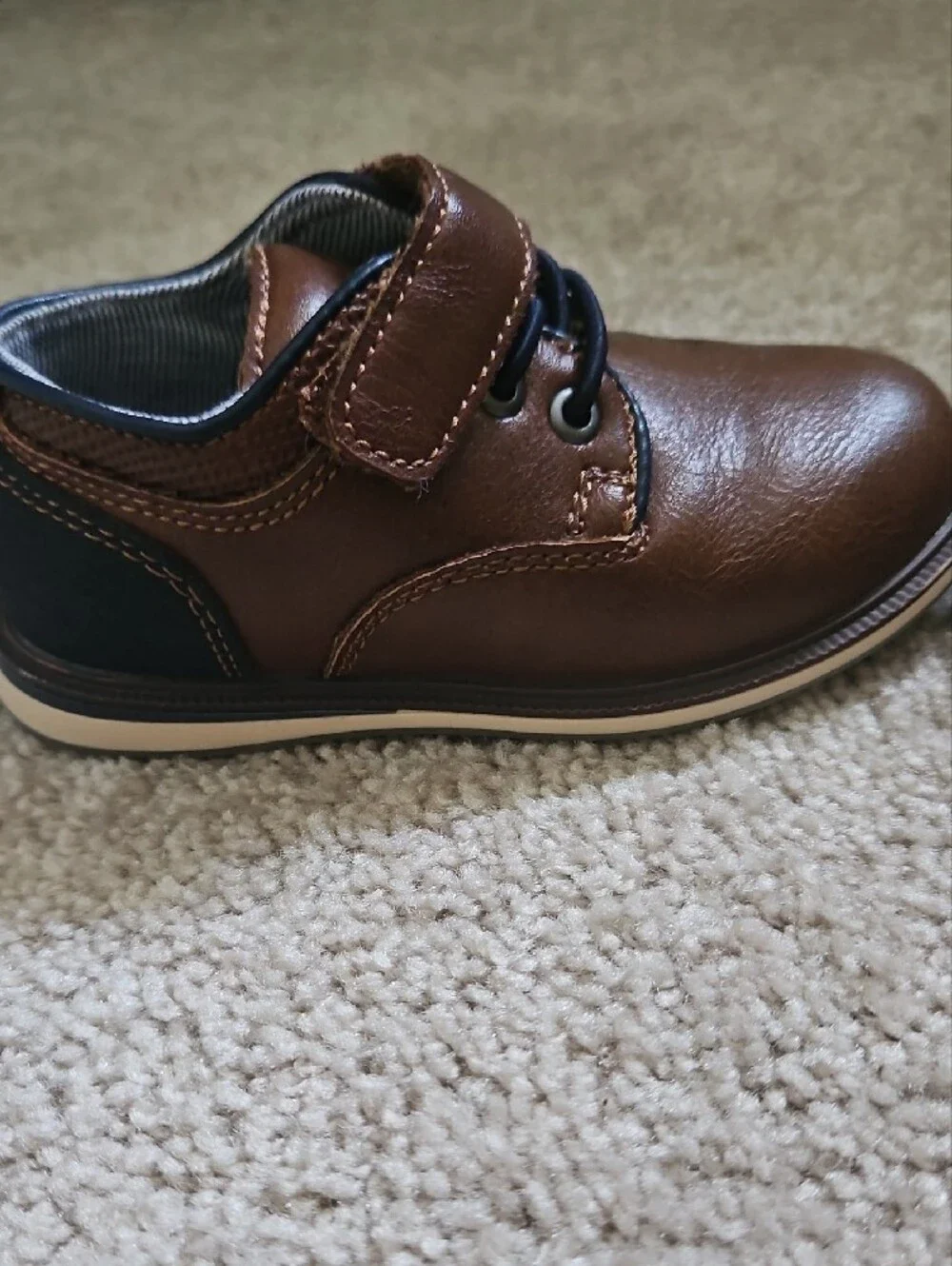 Jumping Beans Brown Boys Dress Shoes with Navy Accents Toddler size 6